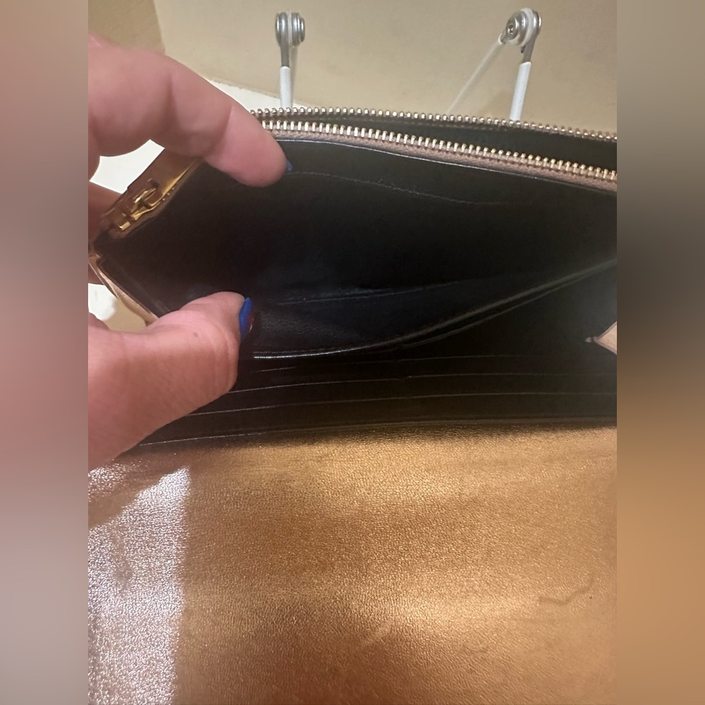 Saint Laurent Rose Gold Metallic Continental Wallet - Picture 11 of 14